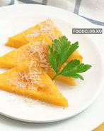 Запеченная полента с пармезаном