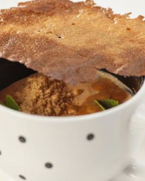 Манная каша с соленой карамелью