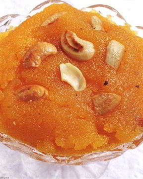 Пряная манная каша с шафраном и кешью