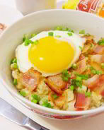 Пикантная овсянка c беконом и сыром