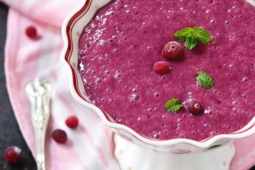 Рецепт взбитой овсяной каши с ягодами