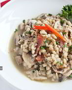 Перловая каша с грибами и беконом