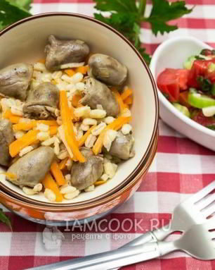 Перловая каша с куриными сердечками