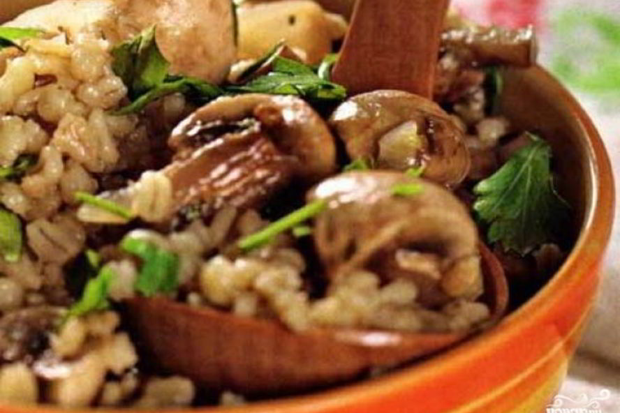 Рецепт перловки с грибами в горшочке