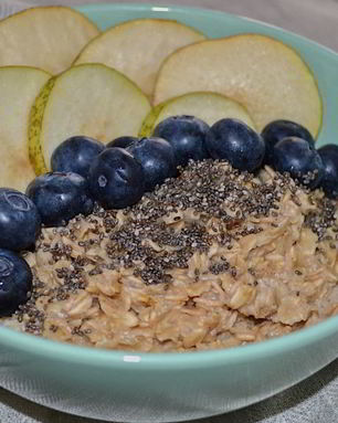 Пряная каша с грушей