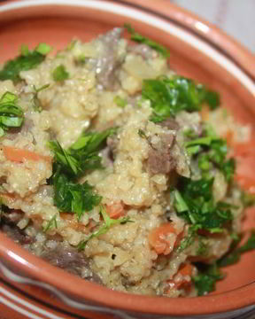 Пшеничная каша с мясом в мультиварке