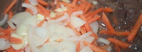 пшеничная каша с мясом в мультиварке. Шаг 4