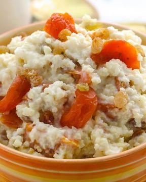 Каша пшенная с курагой