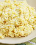 Кукурузно-пшенная каша с кунжутом