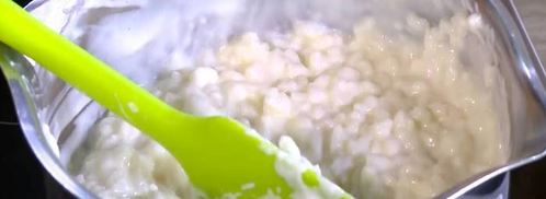 рисовая каша с белым шоколадом и запеченными персиками. Шаг 4