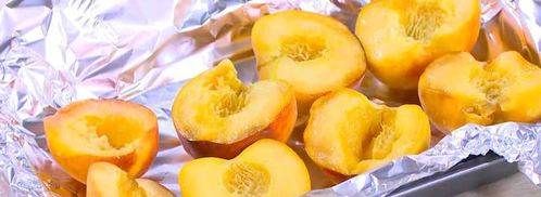 рисовая каша с белым шоколадом и запеченными персиками. Шаг 7