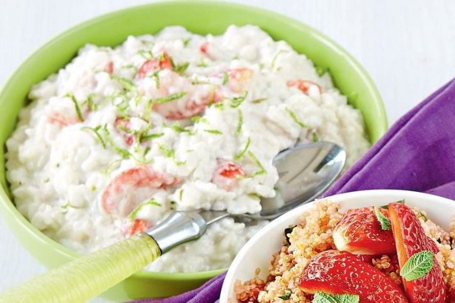 Рецепт рисовой каши с клубникой и кокосовым молоком