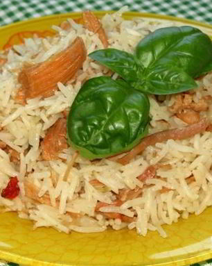 Рисовая каша с тушенкой