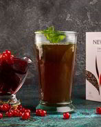 Ароматный чай с ягодным льдом