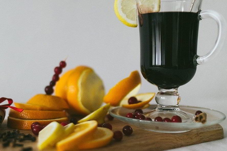 Рецепт глинтвейна с фруктами и специями