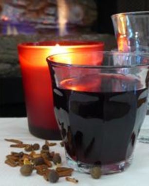 Глинтвейн с изюмом и апельсином