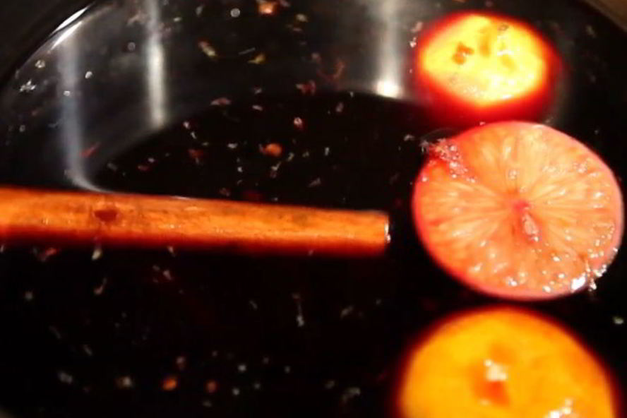 Рецепт глинтвейна с мандаринами и корицей