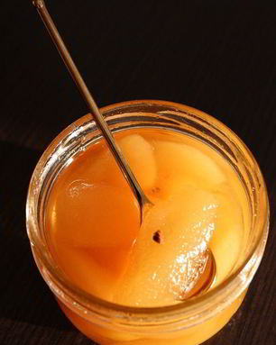 Груши в пряном сиропе