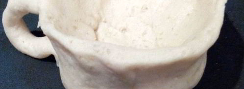 фиалковый кофе в сладкой кружке. Шаг 5