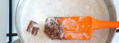 горячий шоколад со вкусом ванили и кофе. Шаг 5