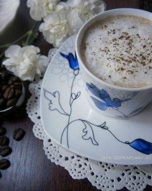 Кофе со сгущенным молоком и кориандром