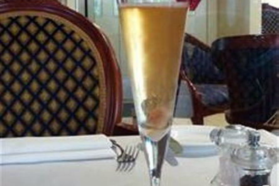 Рецепт коктейля с игристым вином