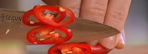 спагетти с копченой форелью и джином. Шаг 4