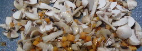 грибное соте с вином и горгонзолой. Шаг 3