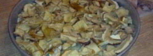 линь, тушеный с вином и шампиньонами. Шаг 9