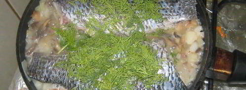 рыба в сливочном масле с вином и чесноком. Шаг 6