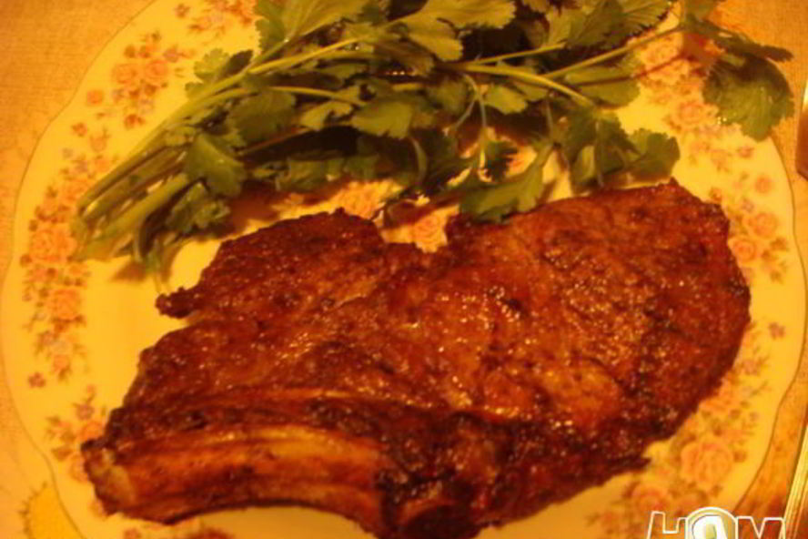 Рецепт свиной корейки с вином и специями