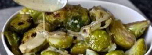 тушеная брюссельская капуста с вином и луком. Шаг 6