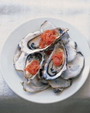 Коктейль bloody mary с устрицами