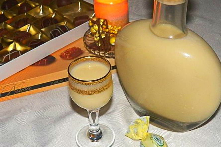 Рецепт домашнего яичного ликера