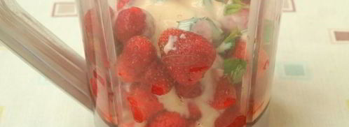 клубничный ликер со сгущенкой. Шаг 3