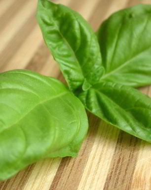 Свежий базиликовый лимонад