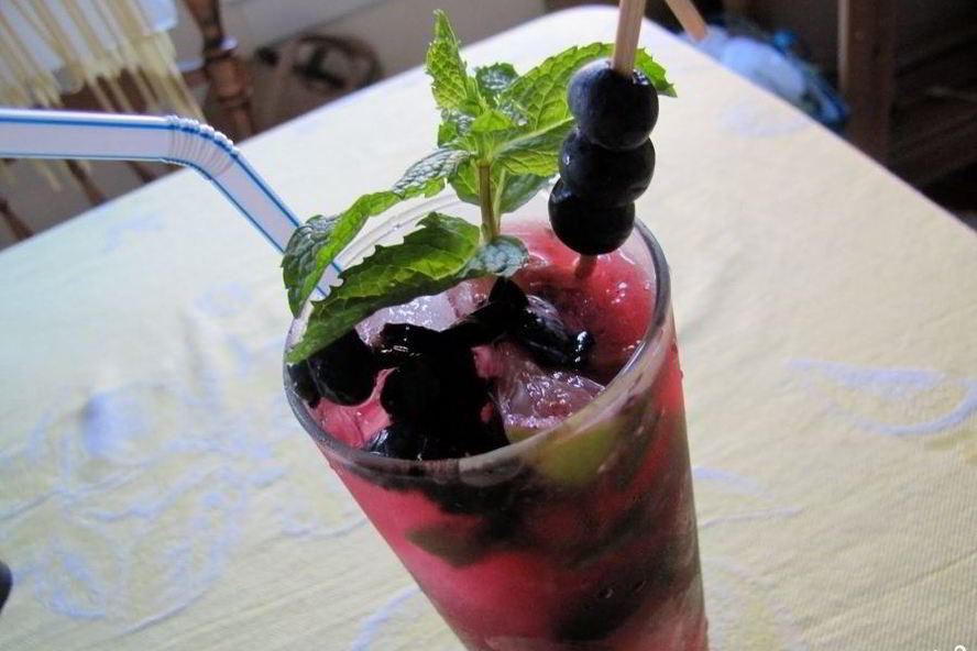 Рецепт черничного мохито