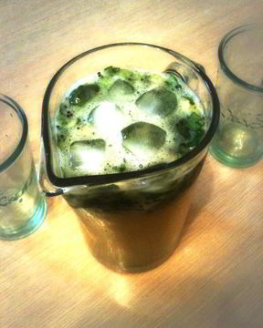 Мохито с киви и базиликом