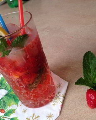 Мохито с клубникой