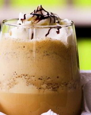 Кофейно-молочный коктейль с шоколадом