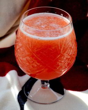 Морс из вишни и крыжовника