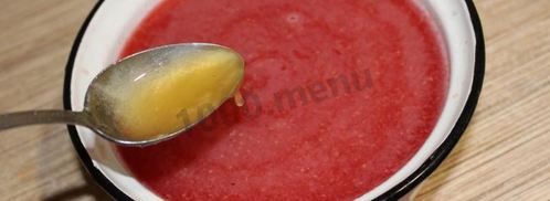 морс из замороженных ягод клубники и красной смородины. Шаг 8