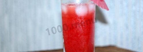 морс из замороженных ягод клубники и красной смородины. Шаг 11