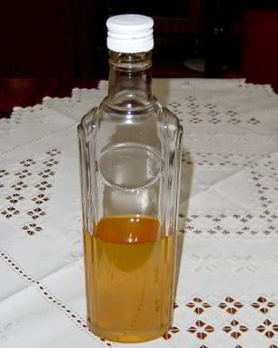 Домашняя наливка из айвы