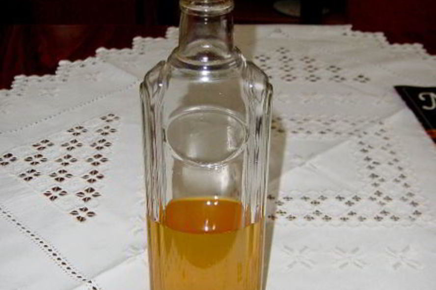 Рецепт домашней наливки из айвы