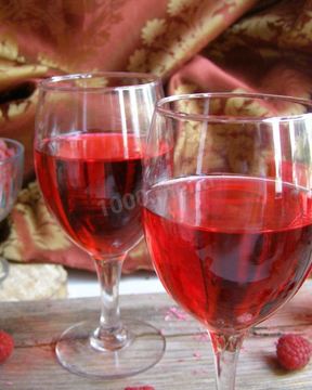 Малиновая наливка из малины