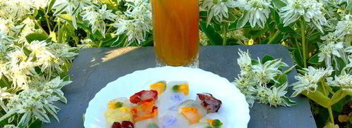 напиток из календулы с цветочным льдом. Шаг 6