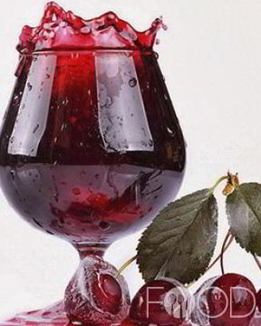 Настойка из вишни на водке с косточками