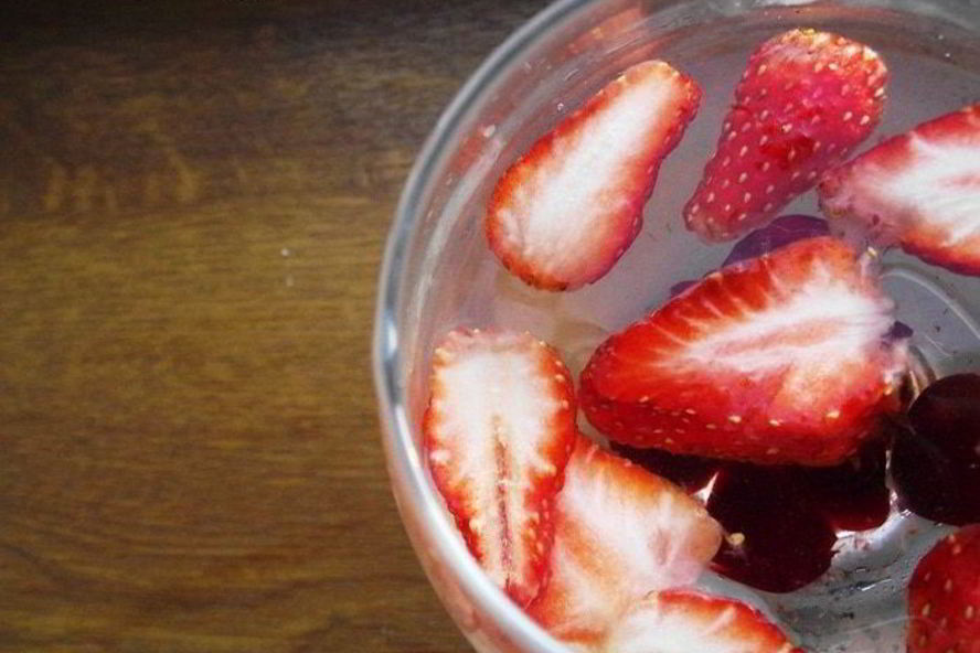 Рецепт белой сангрии — сезонного коктейля