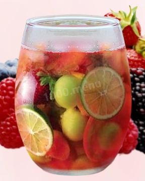 Коктейль игристая Сангрия с ликером Куантро